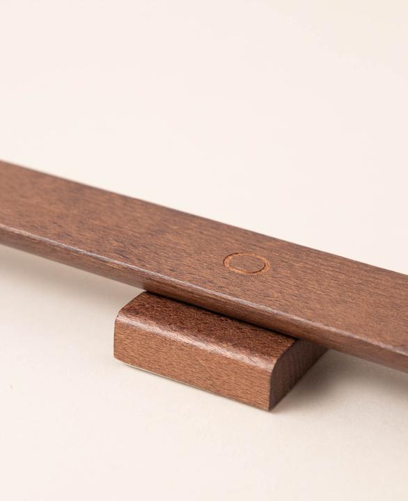 Image du produit Esmée Magnetischer Schuhlöffel in Walnuss Optik, 55 cm