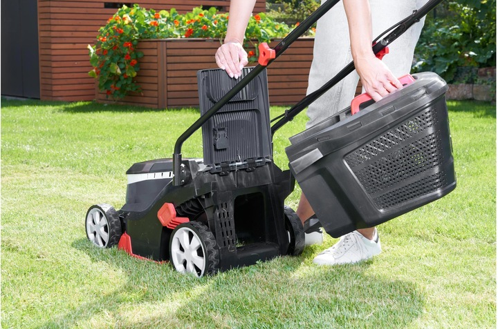 Actual product image AL-KO 18 V Bosch Home And Garden Compatible Battery Lawn Mower 3.22 Li Easy (Rechargeable battery operated)