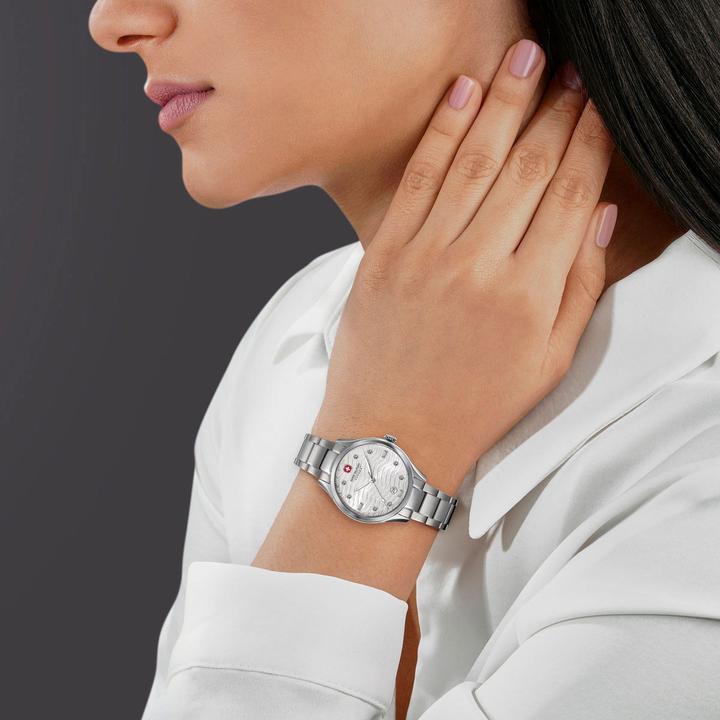 Actual product image Swiss Military Hanowa Manta Lady (Swiss made, 38 mm)