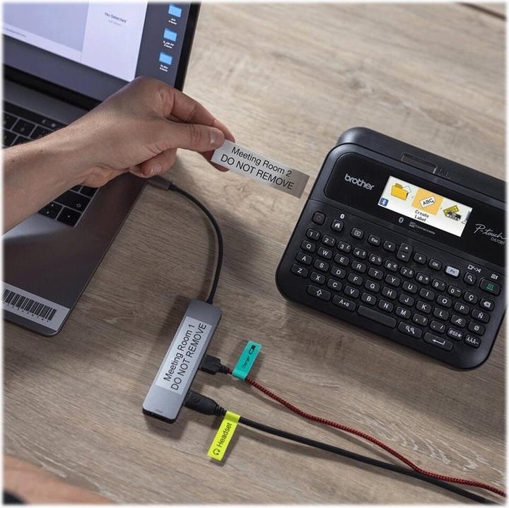 Actual product image Brother P-touch D610BTVP