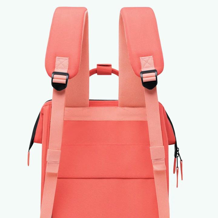 Actual product image Cabaia Rose Medium Size