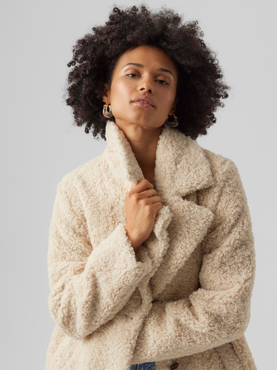 Actual product image Vero Moda VMKYLIE Mantel Teddyfell Mantel (L)
