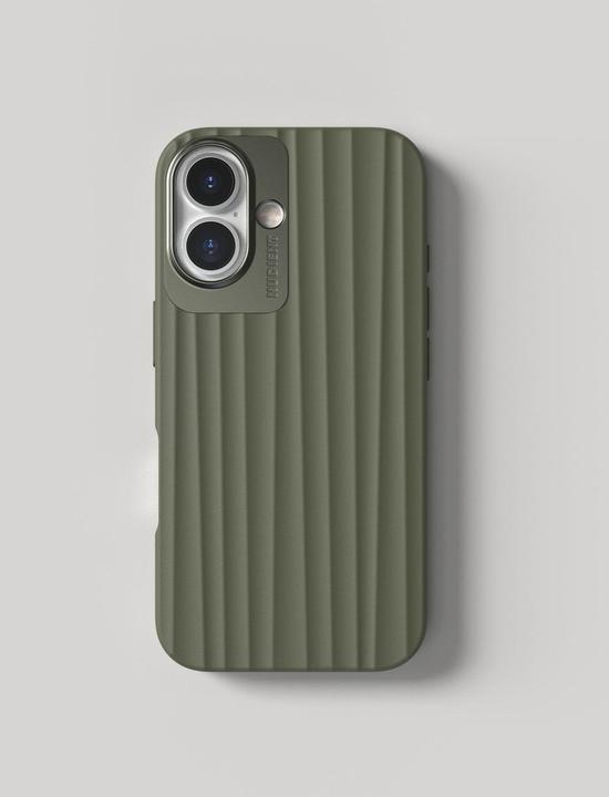 Produktbild Nudient Back Cover Bold MagSafe iPhone 16 Olive Green (Apple iPhone 16)