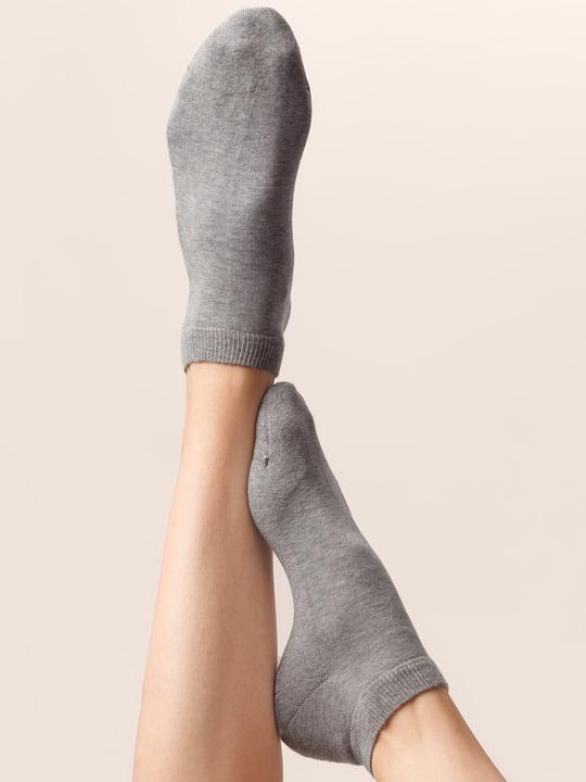 017 grigio chiaro
