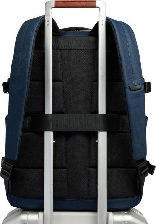 Actual product image Piquadro Reise-Laptop-Rucksack 15,6" aus recyceltem Stoff (36 l)