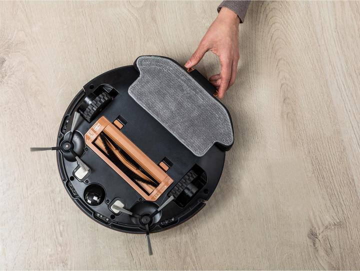 Actual product image Electrolux EMR1 - Robot Vacuum Cleaner Set of 2 Mops 600 Robot Vacuum Cleaner