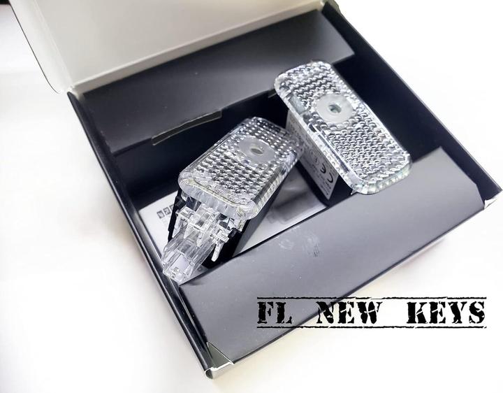 Produktbild Audi Einstiegsleuchten 4G0052133J (single)