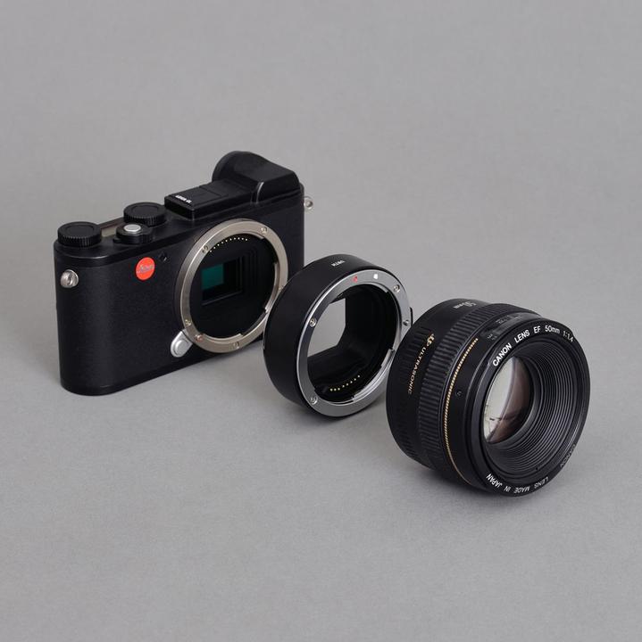 Produktbild Urth Electronic Lens Mount Adapter EOS Leica L