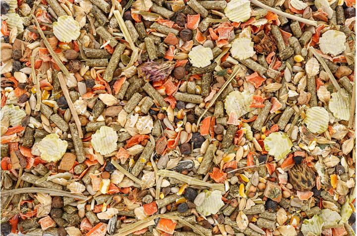 Actual product image Schweizer Staple food for rabbits, 950 g (0.95 kg, 1 x)