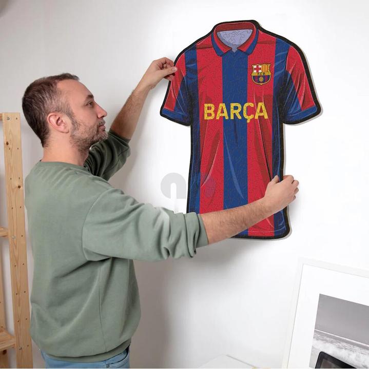 Actual product image Iconic FC Barcelona - Jersey - Wooden Puzzle Size L (500 pieces) (500 pieces)