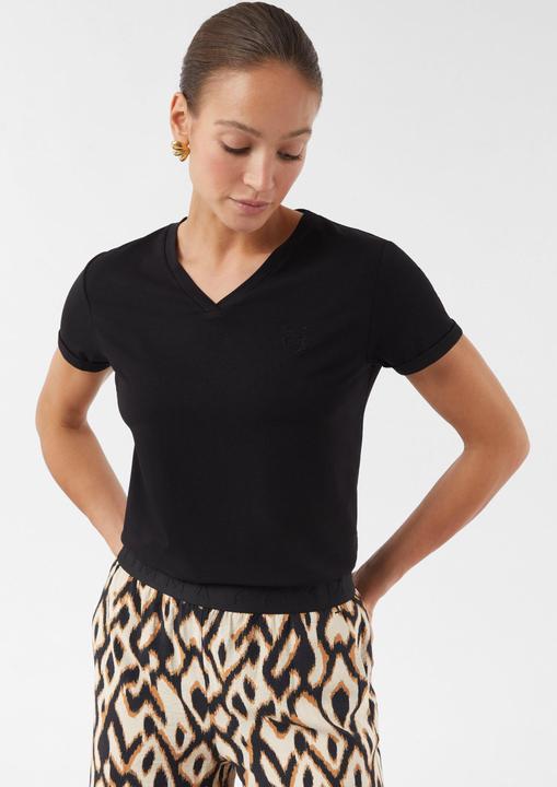 Image du produit Comma T-Shirt Jersey-T-Shirt mit Stickerei und V-Ausschnitt (34)