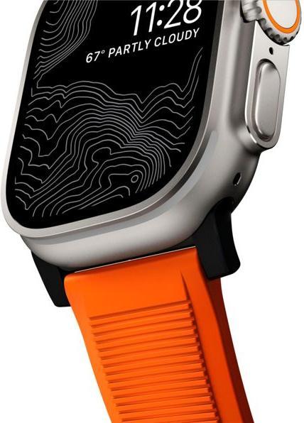 Actual product image Nomad Rugged Strap -ranneke, Apple Watch 49 / 45 / 44 /, oranssi / musta (22 mm, FKM fluoroelastomer rubber)