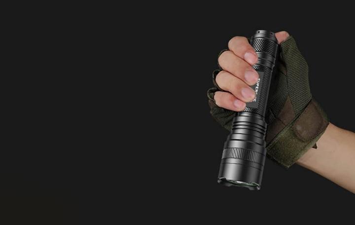 Actual product image Superfire flashlight L6-H, 750lm, USB-C (16.70 cm, 750 lm)
