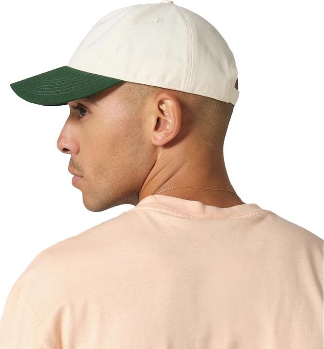 Actual product image Beechfield Leisure Contrast Peak Baseball Cap
