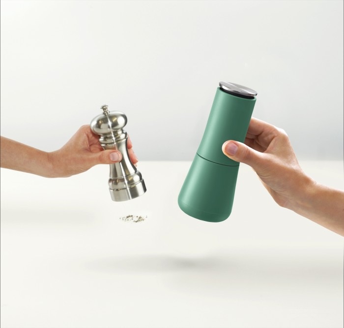 Actual product image Joseph Joseph Milltop Sage salt and pepper mill 2-pcs, 16.9x7x7 cm (Salt, Pepper)