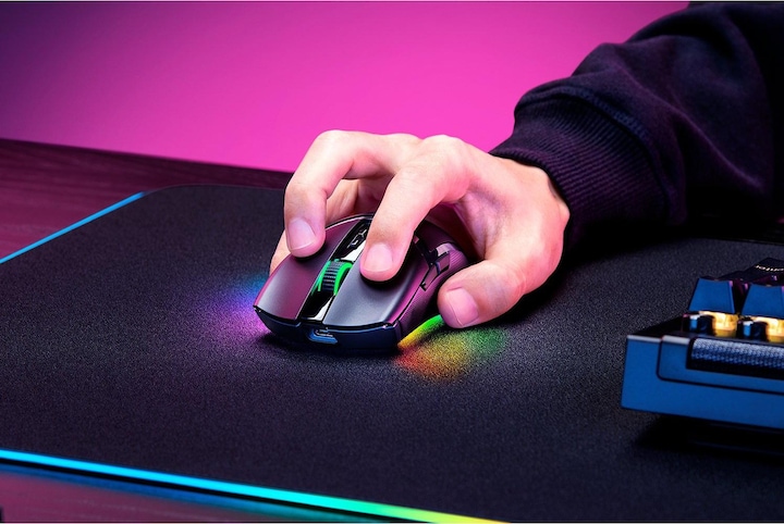 Actual product image Razer Cobra Pro (Wireless, Cable)