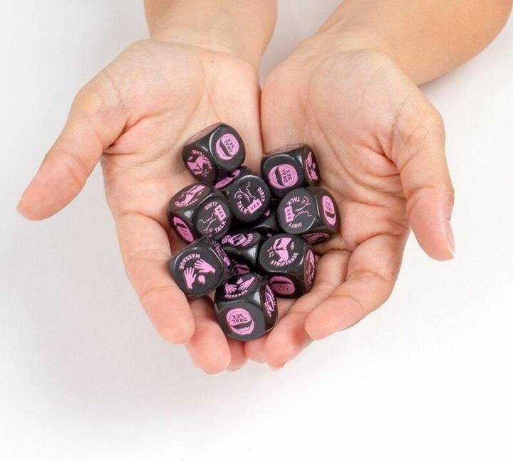 Produktbild Secret play PRELIMINARY DICE 20 MM (1 UNIT) (Würfelspiel, Deutsch)