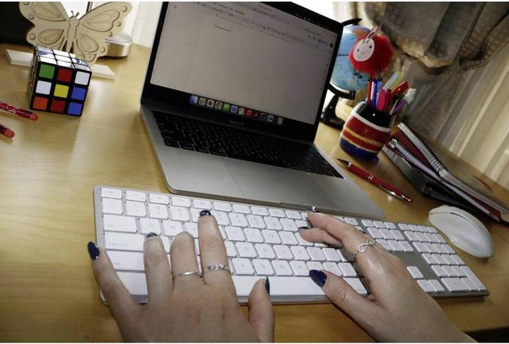 Produktbild Matias Wireless USB-C Aluminum Keyboard Mac german QWERTZ silver (FK418DCS-DE) (DE, Kabellos)