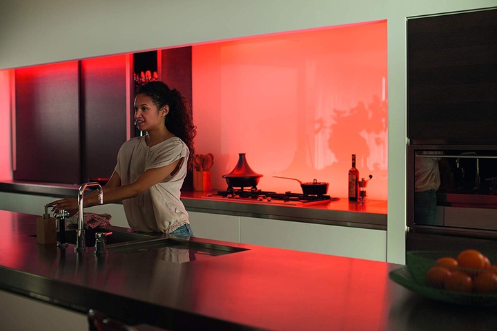 Produktbild Philips Hue Lightstrips Basis (RGBW, 200 cm, Indoor)