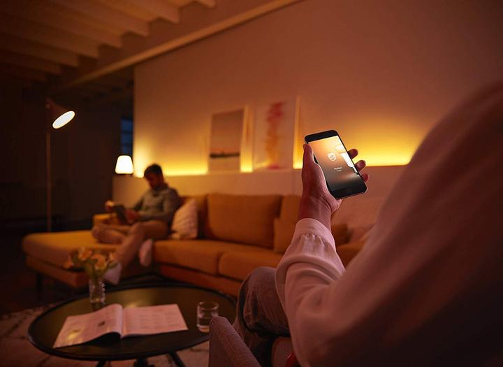 Actual product image Philips Hue Lightstrips Base (RGBW, 200 cm, Indoor)