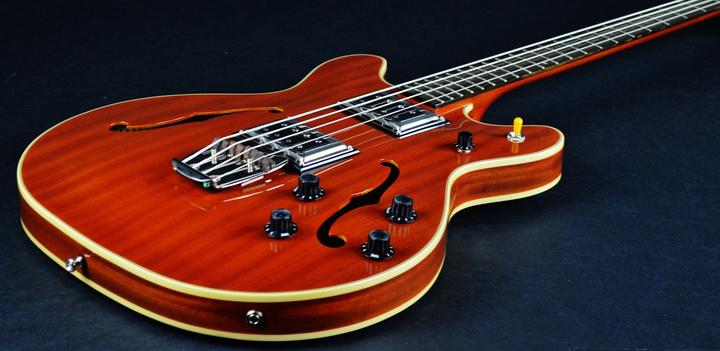 Produktbild Guild Starfire Bass2 (E-Bass, Holz)