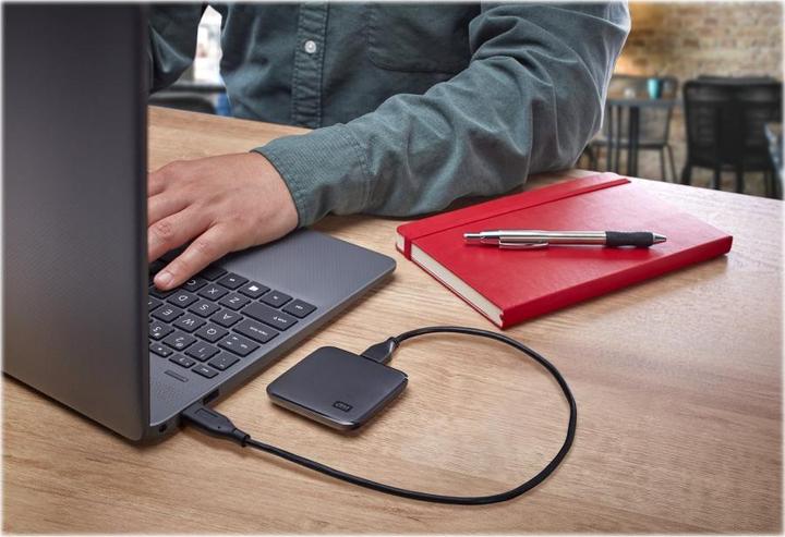 Actual product image WD Elements SE (2 TB)