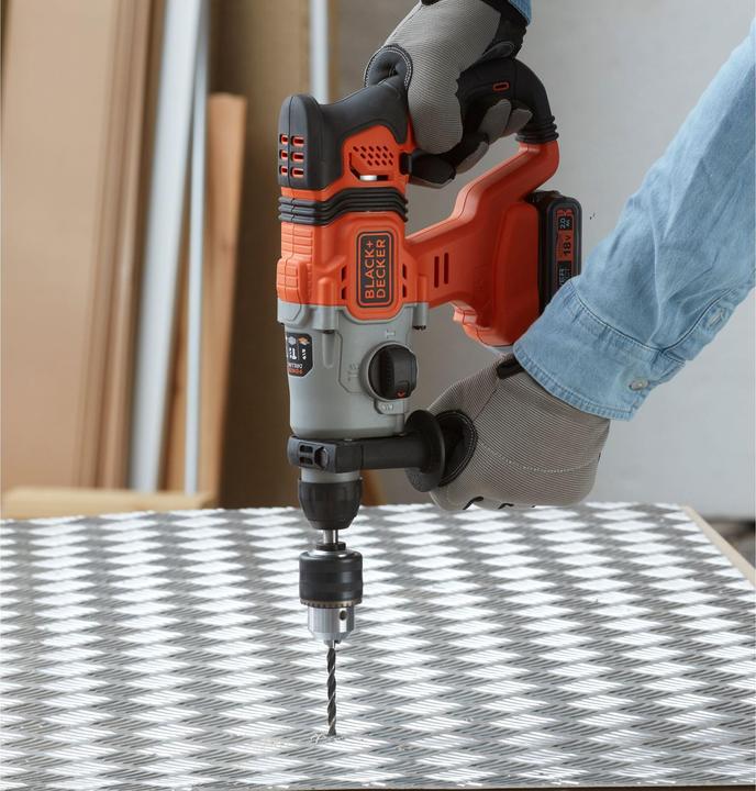 Actual product image Black & Decker BCD900BXJ (Hammer drill driver)