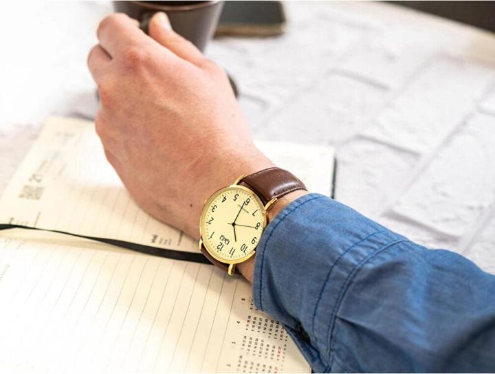 Image du produit Q&Q C43A-004PY (Horloge analogique)