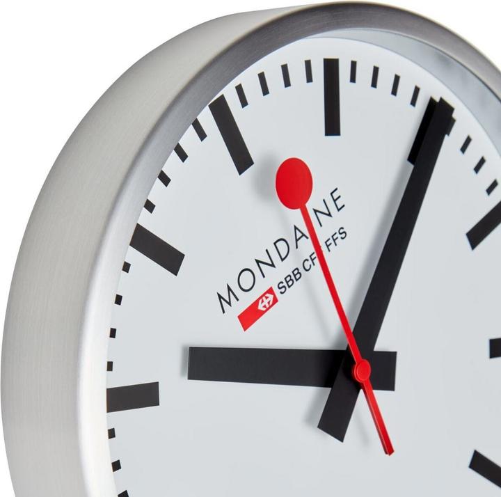 Actual product image Mondaine Quartz (25 cm)