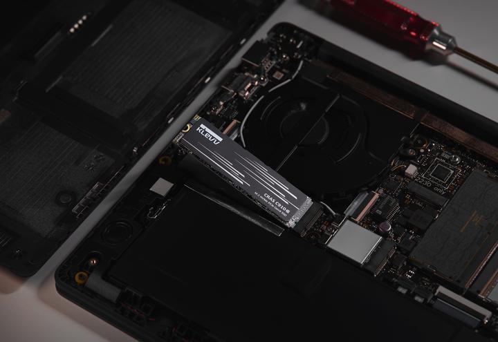 Produktbild Klevv 1TB C910G M.2-2280 PCIe Gen4 x4 NVMe SSD (1000 GB, M.2 2280)