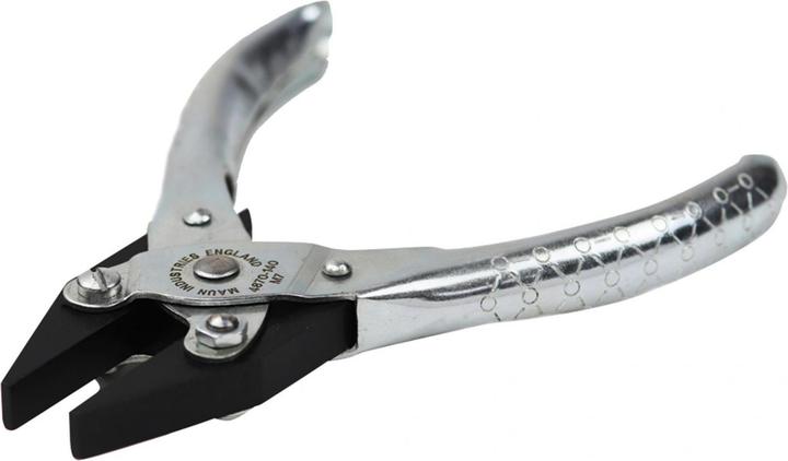Actual product image Maun Flat Nose Pliers, Smooth Jaws 140mm (140 mm)