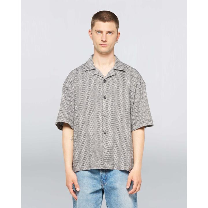 Actual product image Edwin Saga (S)
