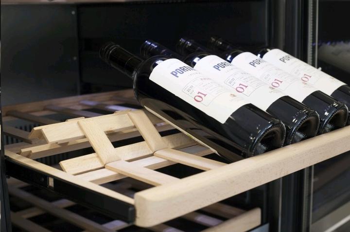 Actual product image Caso WineChef Pro 180