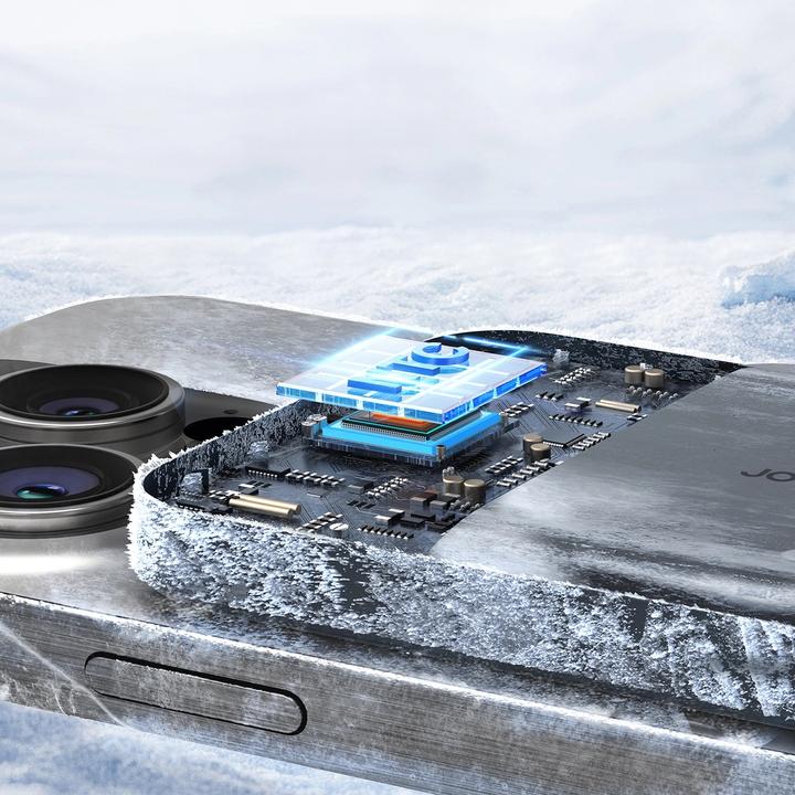 Actual product image Joyroom Powerbank JR-W020 Mini 5000mAh USB-A USB-C inductive 20W - black + USB-C / USB-C cable (5000 mAh, 20 W, 18.50 Wh)