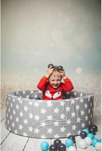Actual product image Knorrtoys Bällebad soft - "Grey white stars" - 300 balls creme/grey/lightblue (ca. 6 Durchmesser)