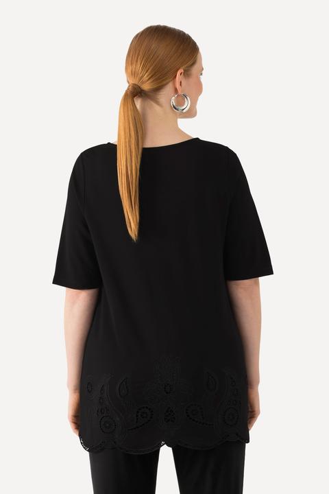 Immagine prodotto Ulla Popken T-shirt con ricami, orlo a onda, scollo rotondo e mezze maniche (42, 44)