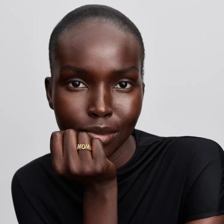 Produktbild Pandora Siegelring Mom (54, 56)