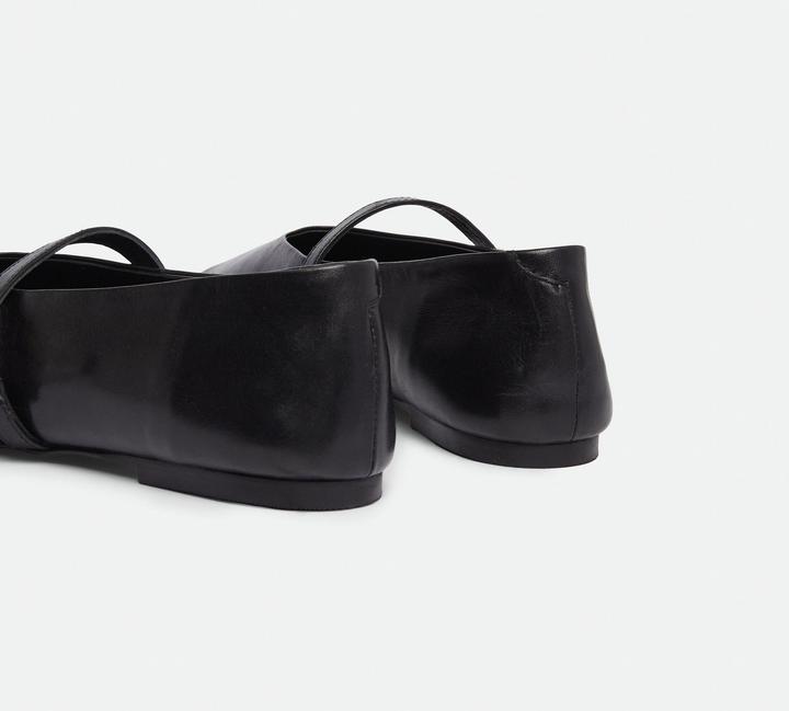 Actual product image Comma Slipper Ballerinas aus Glattleder mit Riemchen (39)