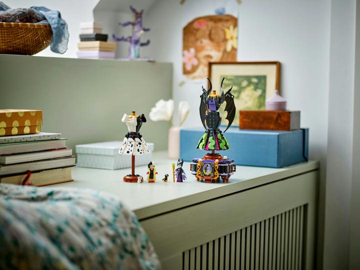 Immagine prodotto LEGO Gli abiti di Malefiz e Crudelia De Vil (43262, LEGO Disney)