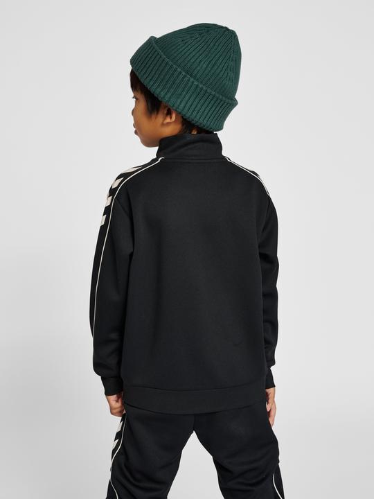 Actual product image hummel Track Tracksuit (176)