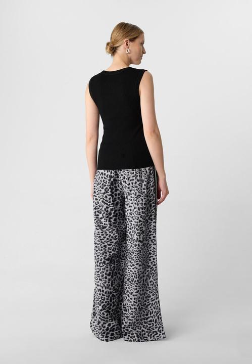 Produktbild Comma Strickpullunder Geripptes Stricktop aus Viskosemix im Slim Fit (36)