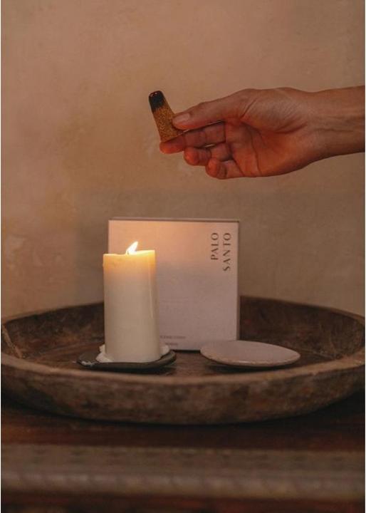 Actual product image Cedar and Myrrh Räucherkegel Palo Santo 20 Stück