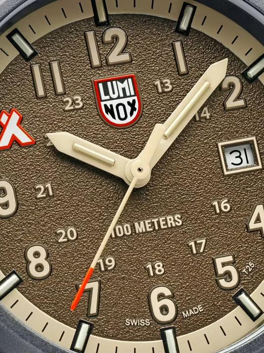 Actual product image Luminox Bear Grylls Survival 3710 Land Series (Swiss made, 43 mm)