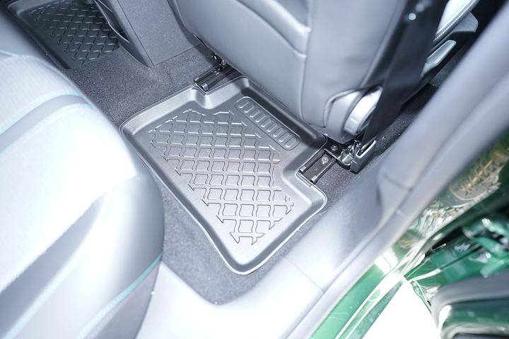 Actual product image Aristar All-weather floor mats for Peugeot 308 / DS 4 / Opel Astra also for hybrid from 2021 (1 set of 4 floor mats)
