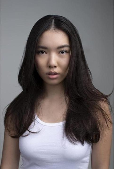 Produktbild R+Co Submarine Water Activated Enzyme Exfoliating Shampoo Deluxe Sample (Flüssiges Shampoo)