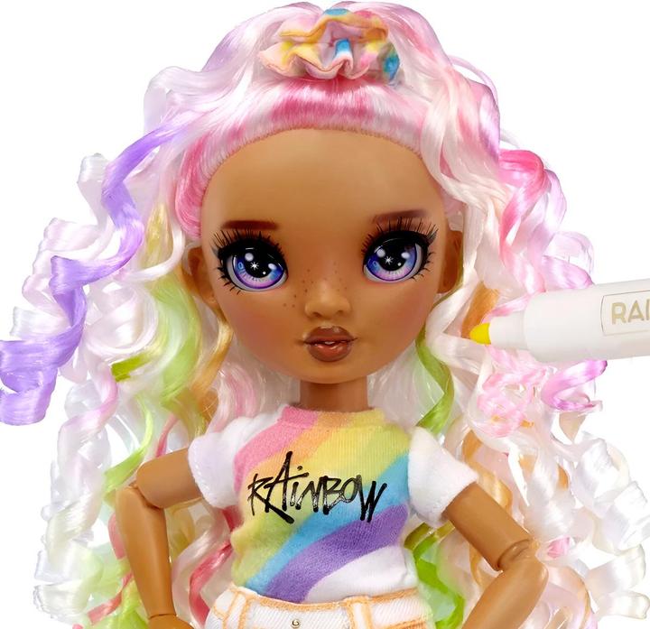 Produktbild MGA Rainbow High Color & Create Asst