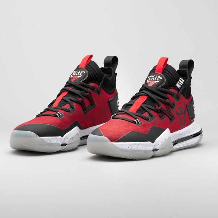 Produktbild Tarmak Sportschuhe Basketball mittlerer Schaft Schnürung Mesh (44)