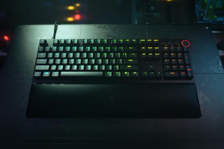 Produktbild Razer Huntsman V2 (DE, Kabelgebunden)