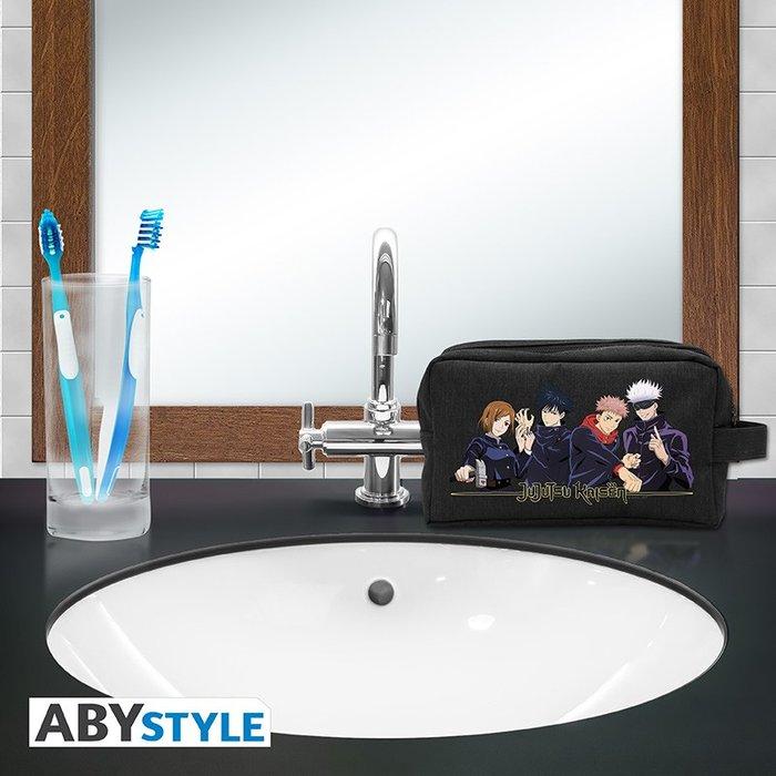 Actual product image ABYstyle Jujutsu Kaisen Toilet Bag : Group