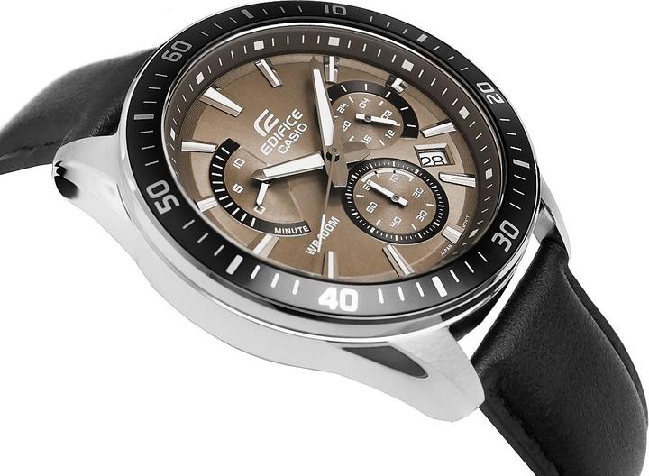 Produktbild Casio EFR-552L-5AVUEF (Chronograph, 47 mm)